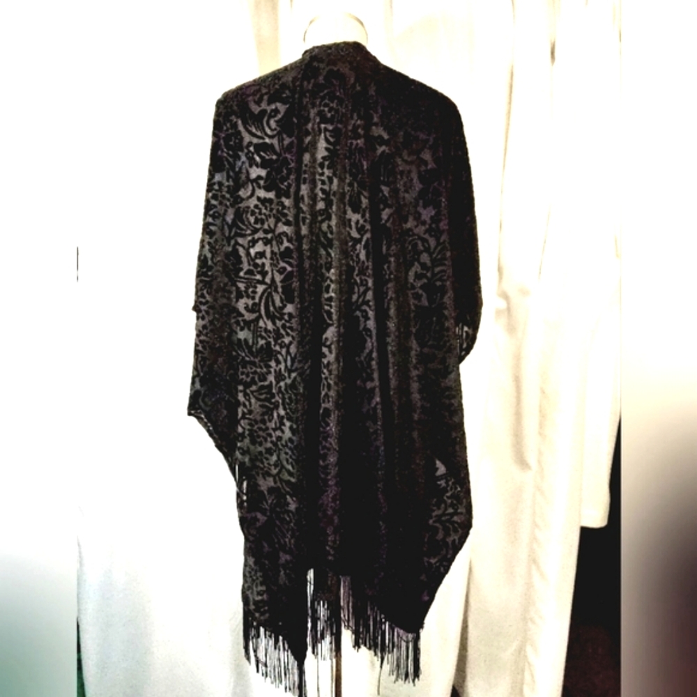 Tassled Poncho Black Paisley, hip length, See thru, Open front, closed back,S-XL - Picture 2 of 7
